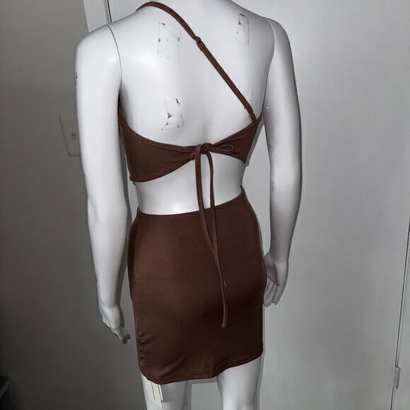 Commense Asymmetrical Strap Waist Cutout Short Dress‎ Small - Picture 8 of 11